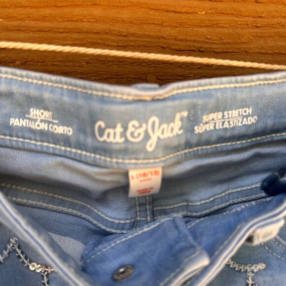 Cat & Jack Girls Super Stretch Denim Shorts With Mermaid Sequin Detail Size 10/1 - Picture 3 of 8